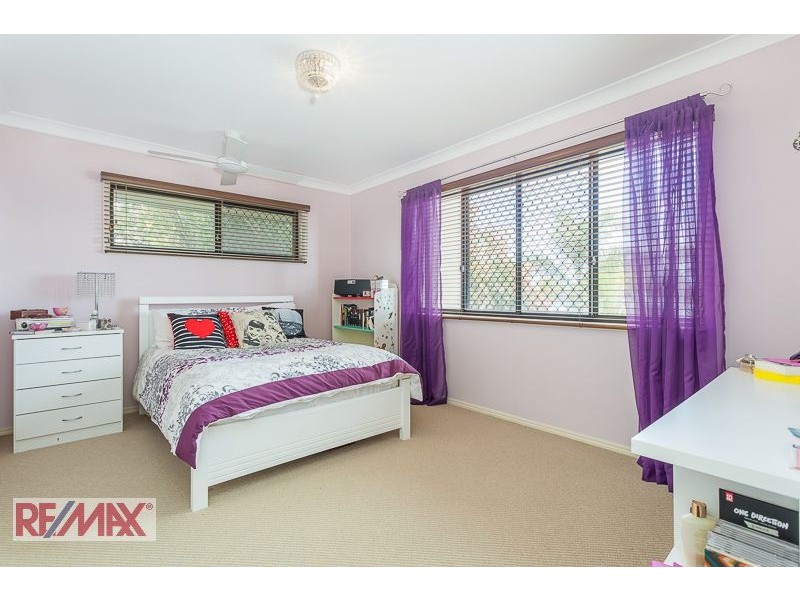 4 Atrium Close, Wellington Point QLD 4160