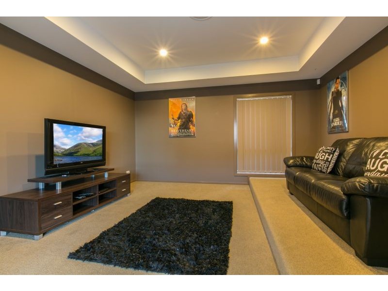 14 Sandalwood Street, Thornlands QLD 4164