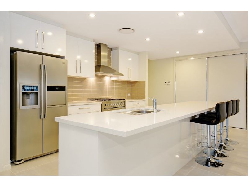 14 Sandalwood Street, Thornlands QLD 4164