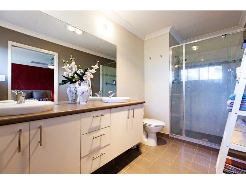 98 South Street, Thornlands QLD 4164