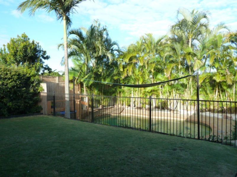 8 Silvara Circuit, Capalaba QLD 4157
