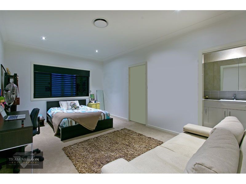29 Cleveland Terrace, Ormiston QLD 4160