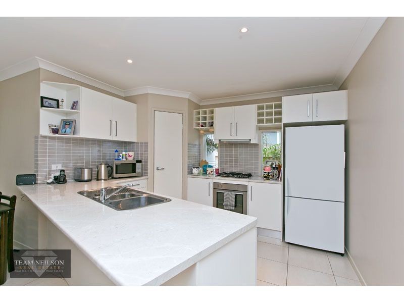 1/20 Huntly Place, Redland Bay QLD 4165