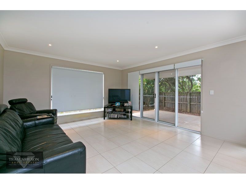 1/20 Huntly Place, Redland Bay QLD 4165