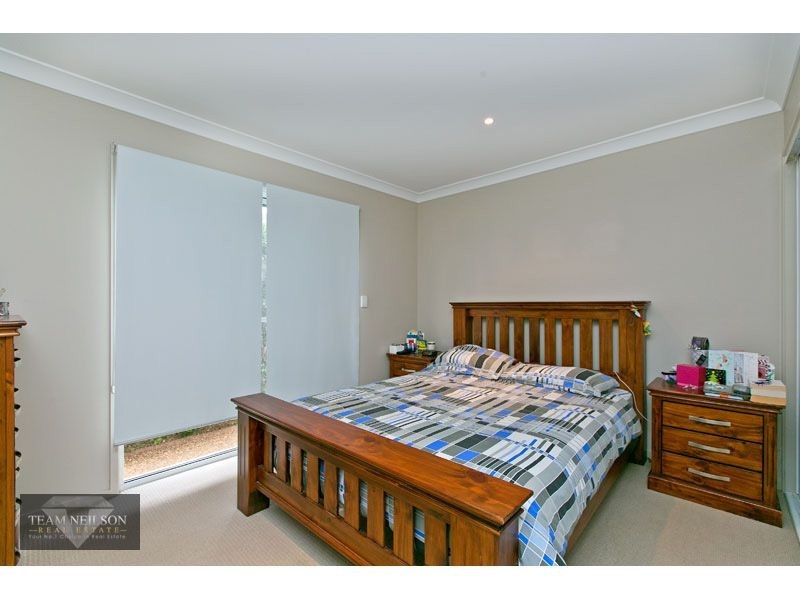 1/20 Huntly Place, Redland Bay QLD 4165