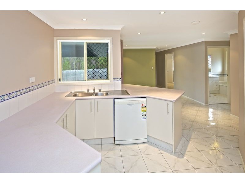 51 Winchester Rd, Alexandra Hills QLD 4161