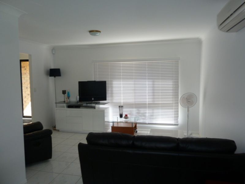 8 Natalin Street, Cleveland QLD 4163