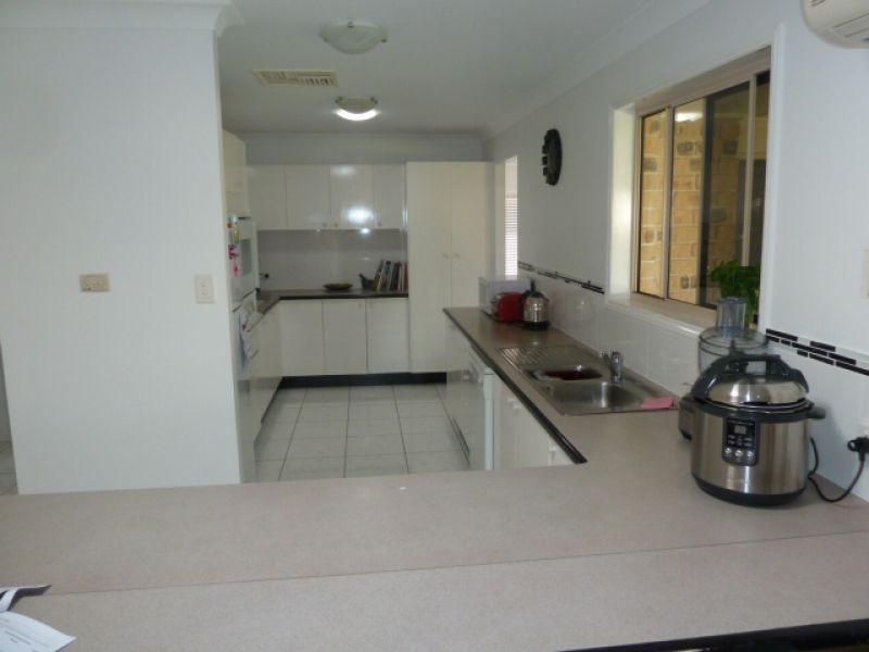 8 Natalin Street, Cleveland QLD 4163