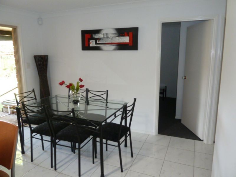 8 Natalin Street, Cleveland QLD 4163