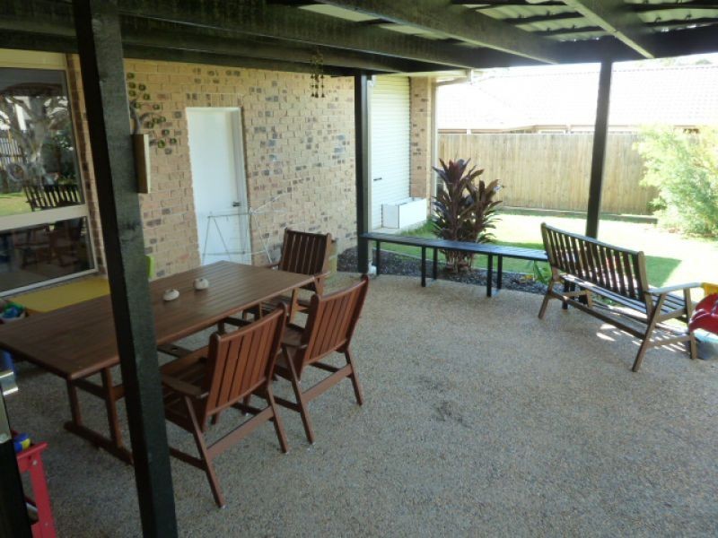 8 Natalin Street, Cleveland QLD 4163