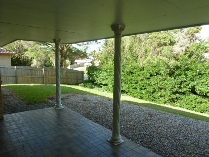 28 Currawong, Birkdale QLD 4159