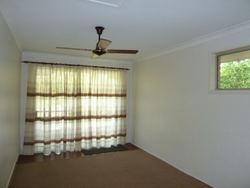 28 Currawong, Birkdale QLD 4159
