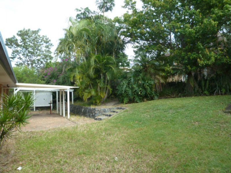 28 Currawong, Birkdale QLD 4159