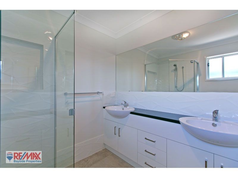18 MOORE STREET, Victoria Point QLD 4165