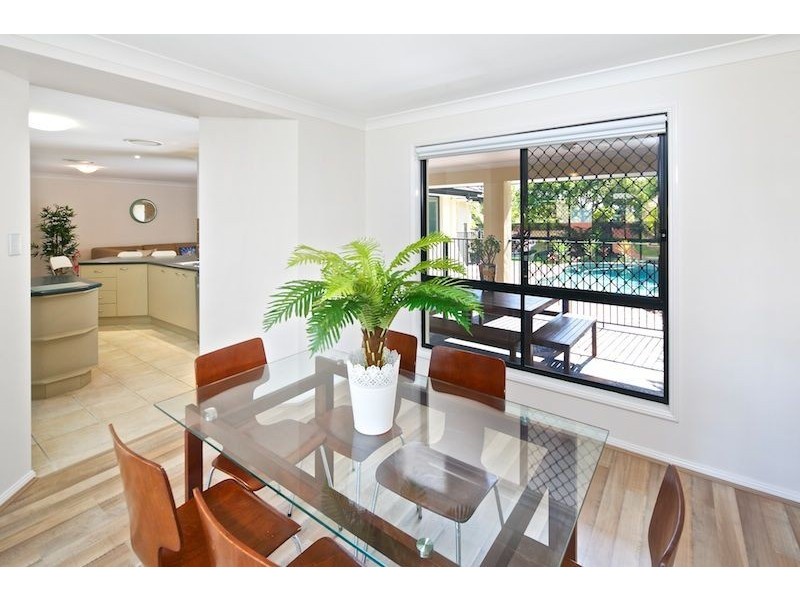 4 Lidgard Street, Thornlands QLD 4164