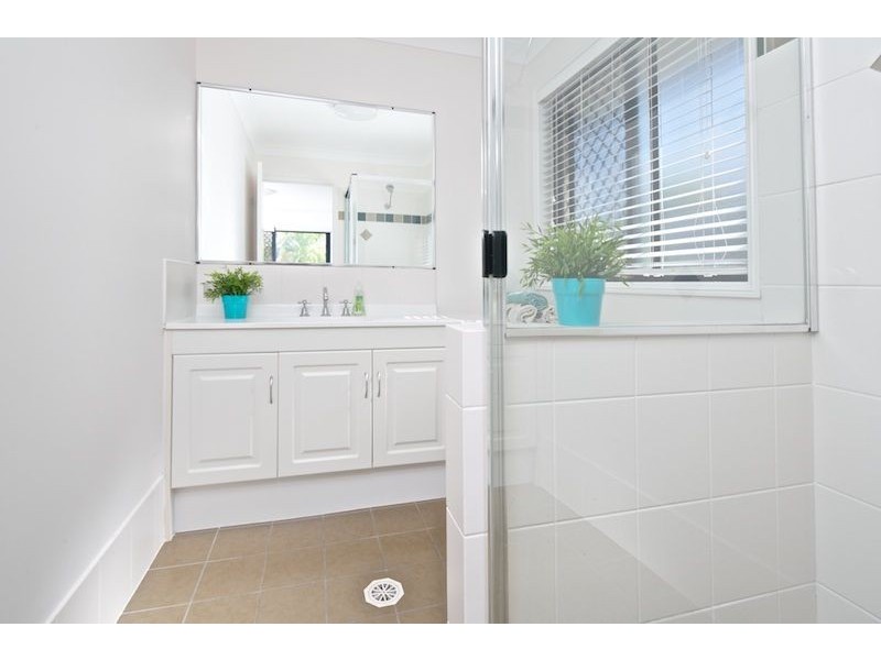 4 Lidgard Street, Thornlands QLD 4164