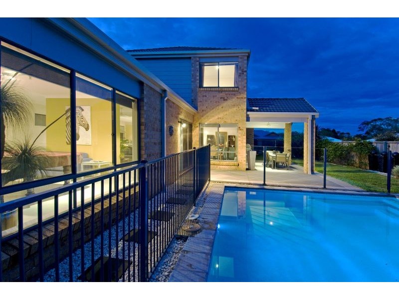 13 Syracuse Street, Redland Bay QLD 4165