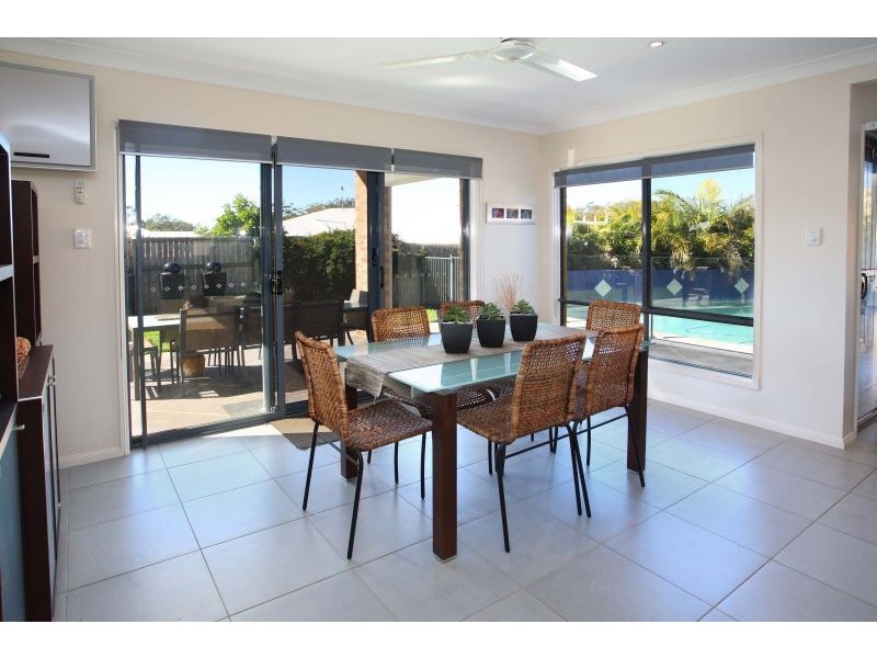 13 Syracuse Street, Redland Bay QLD 4165