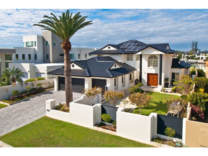 32 Raby Bay Boulevard, Raby Bay QLD 4163