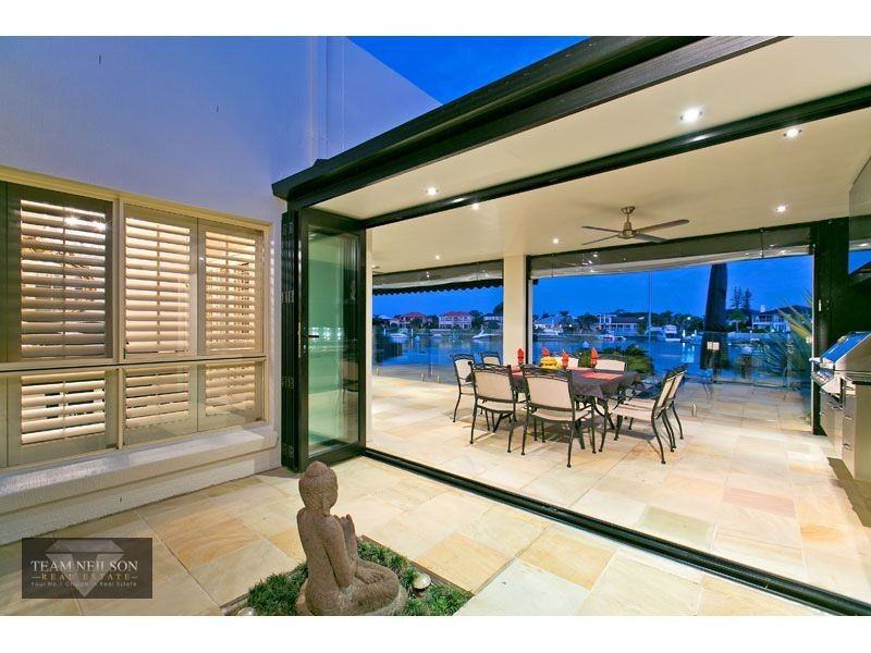 32 Raby Bay Boulevard, Raby Bay QLD 4163