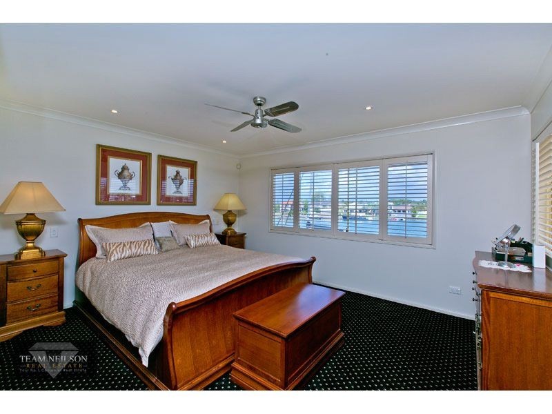 32 Raby Bay Boulevard, Raby Bay QLD 4163