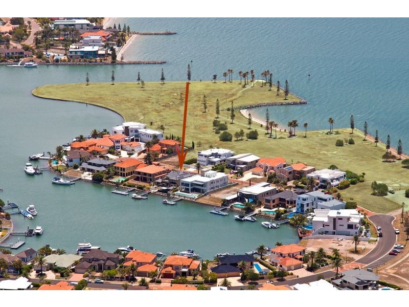 32 Raby Bay Boulevard, Raby Bay QLD 4163