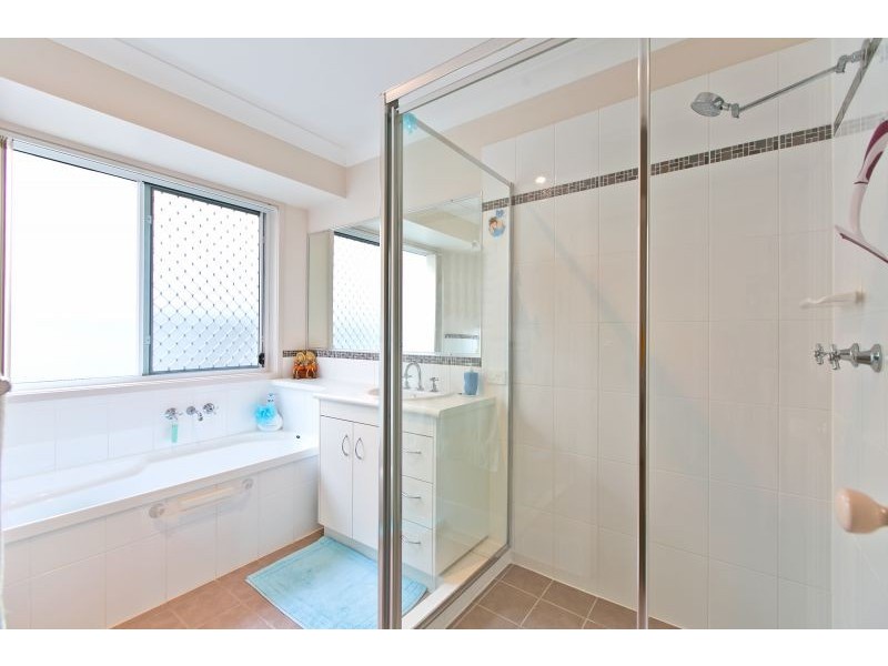 18 Ronnie Street, Cleveland QLD 4163