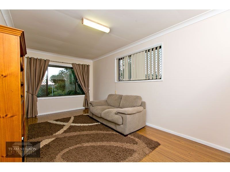 9 Chinnock Street, Alexandra Hills QLD 4161