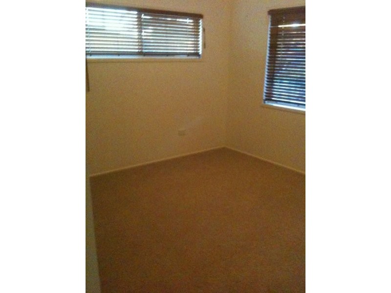 13 Blaxland Street, Capalaba QLD 4157