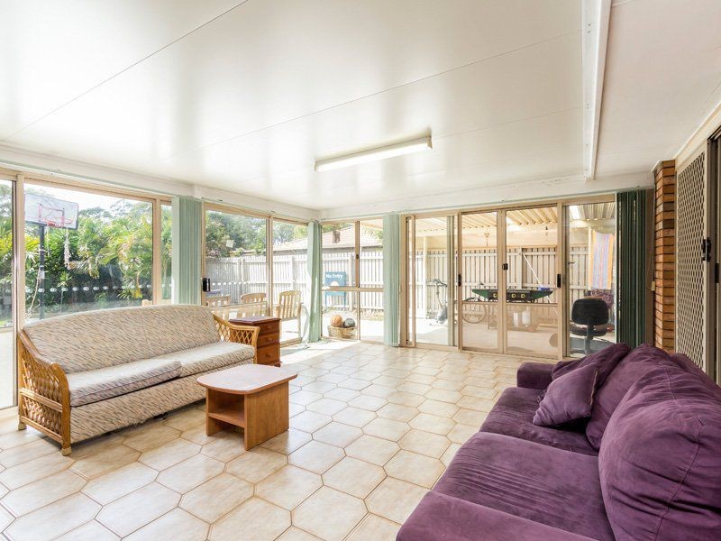 100 Sycamore Parade, Victoria Point QLD 4165