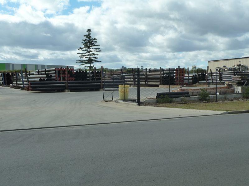 5 General Macarthur Place, Redbank QLD 4301