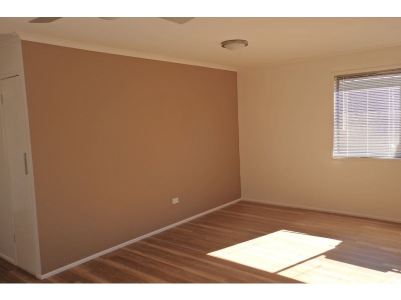 207 Dart Street, Redland Bay QLD 4165