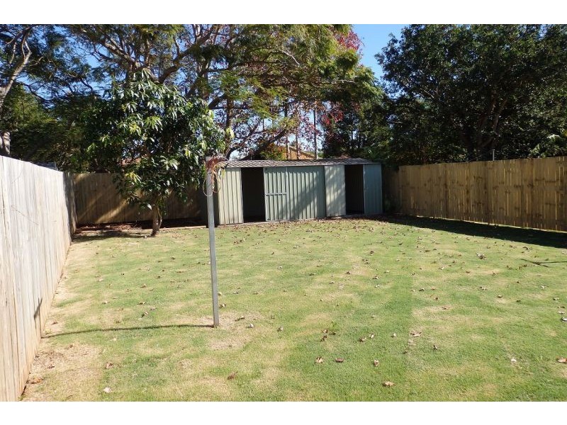 207 Dart Street, Redland Bay QLD 4165