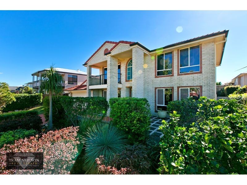 4 Brampton Close, Redland Bay QLD 4165