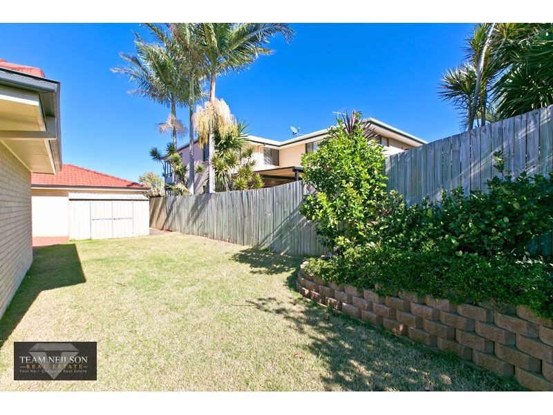 4 Brampton Close, Redland Bay QLD 4165