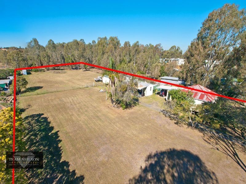 202 Kianawah Road, Wynnum West QLD 4178
