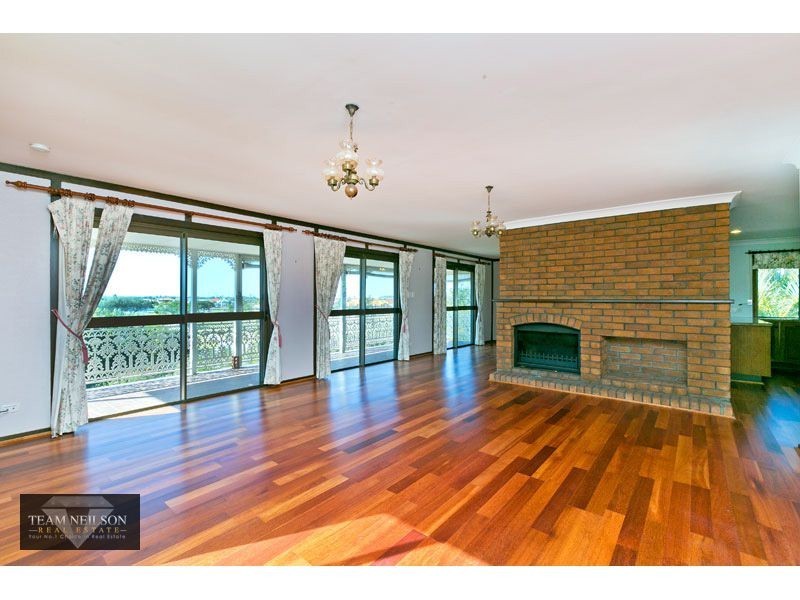 1 Dundas Street East, Ormiston QLD 4160