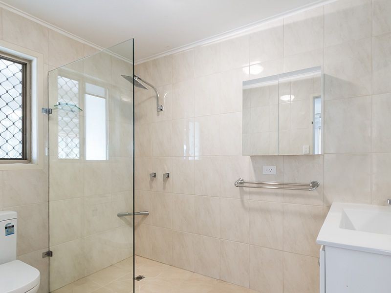 12 Linthorpe Ct, Capalaba QLD 4157