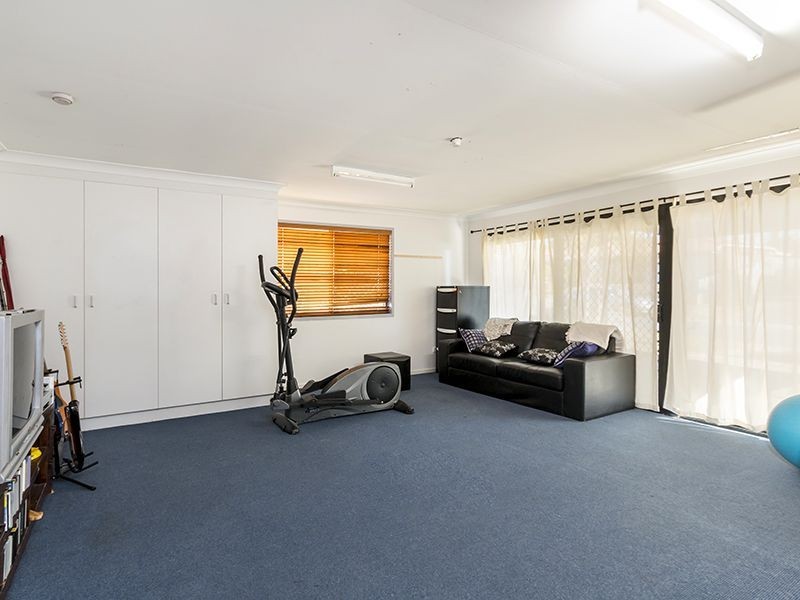 12 Linthorpe Ct, Capalaba QLD 4157