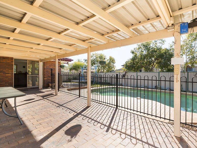 12 Linthorpe Ct, Capalaba QLD 4157