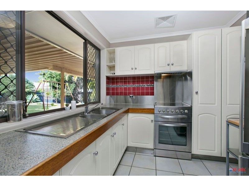 26 Henley Street, Alexandra Hills QLD 4161