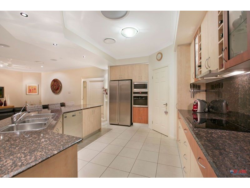 24 Mallan Terrace, Birkdale QLD 4159