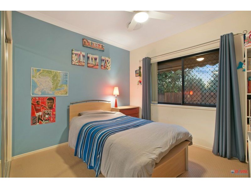 24 Mallan Terrace, Birkdale QLD 4159