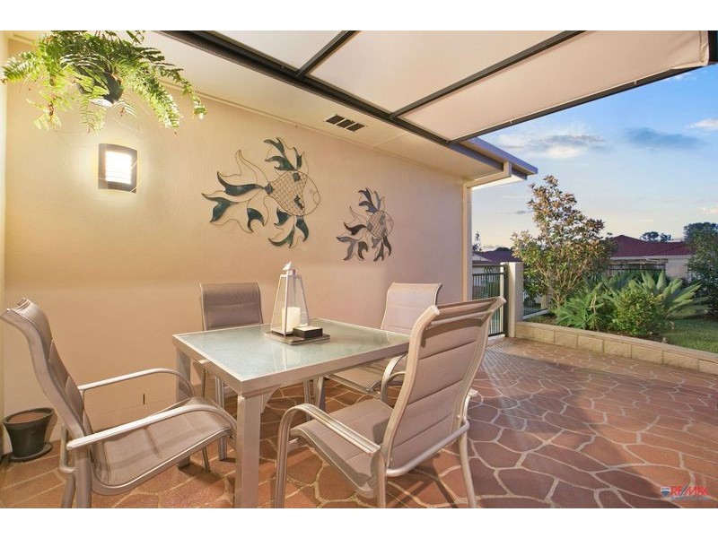 24 Mallan Terrace, Birkdale QLD 4159