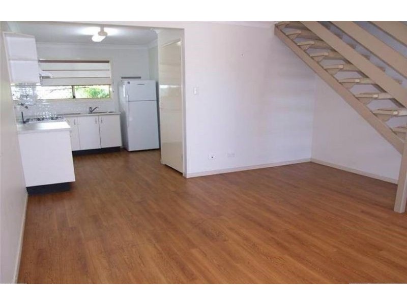 4/31-33 Holland Crescent, Capalaba QLD 4157