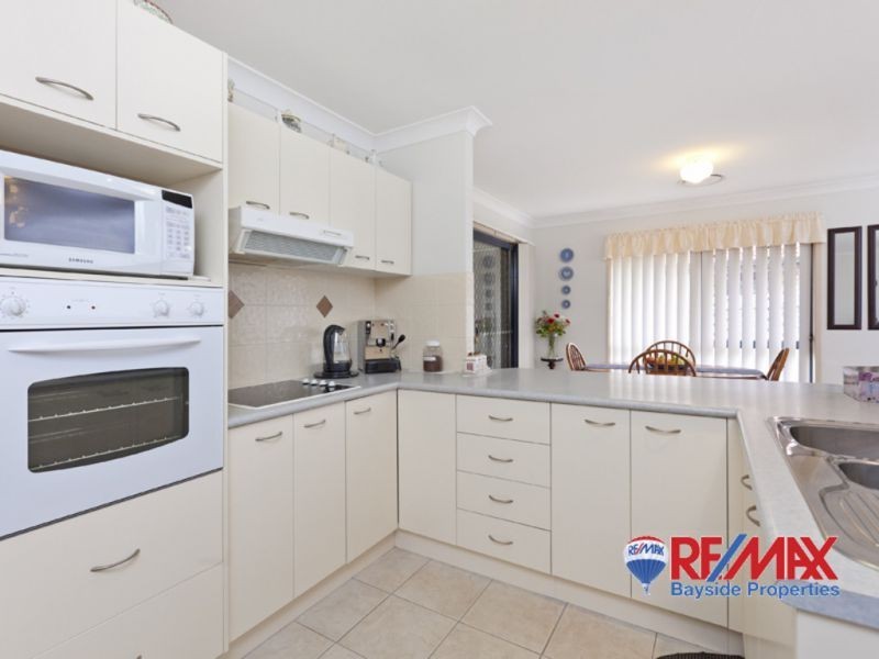 8 Hawkins Place, Thornlands QLD 4164