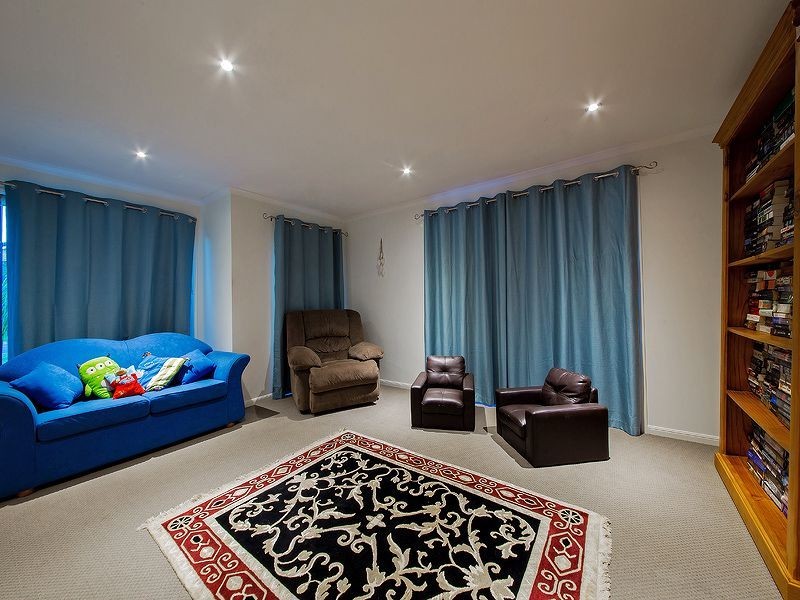 82 Ebony Cresent, Redland Bay QLD 4165