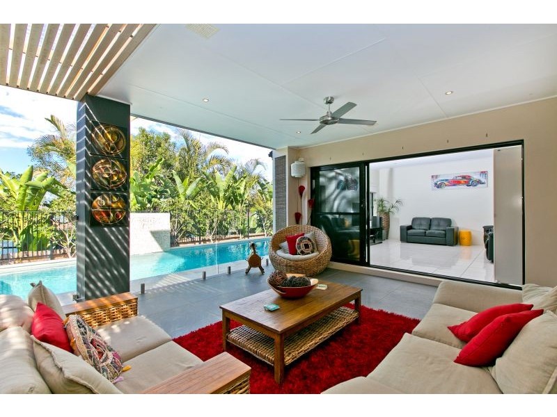 16 Hayman Street, Redland Bay QLD 4165