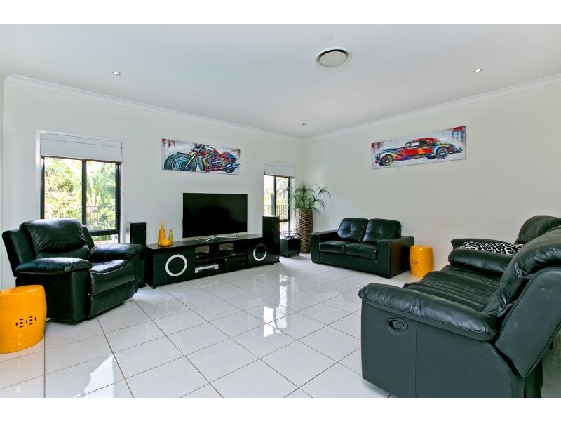 16 Hayman Street, Redland Bay QLD 4165