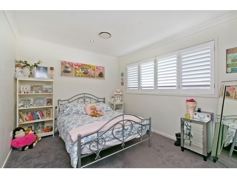 16 Hayman Street, Redland Bay QLD 4165